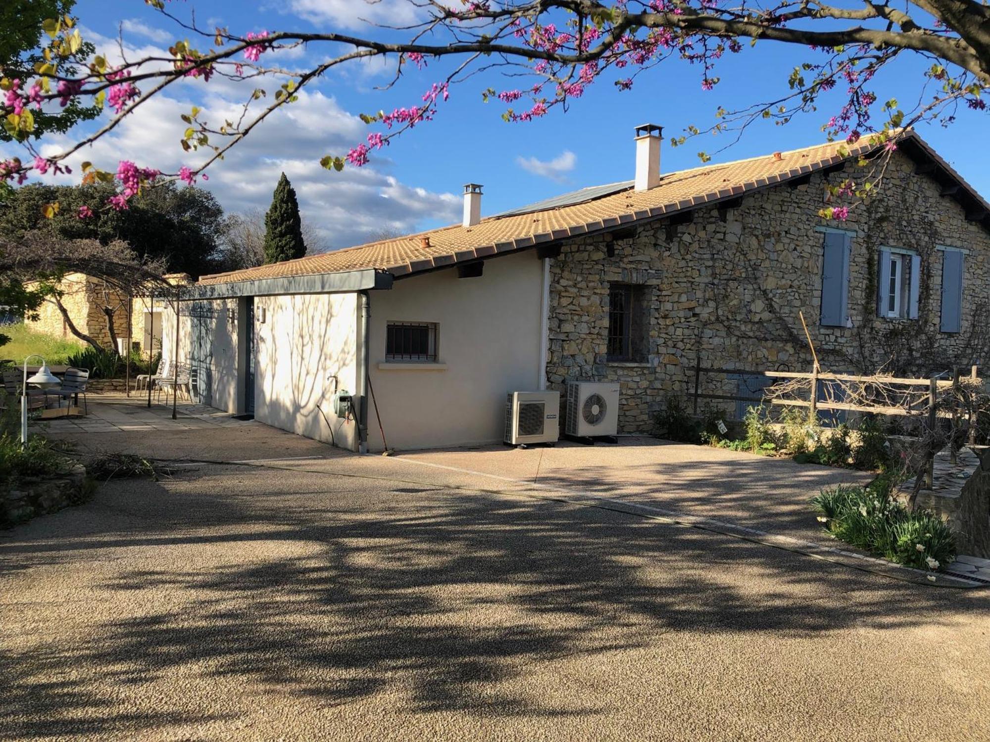 Le Mas Des Oliviers Nîmes Dış mekan fotoğraf